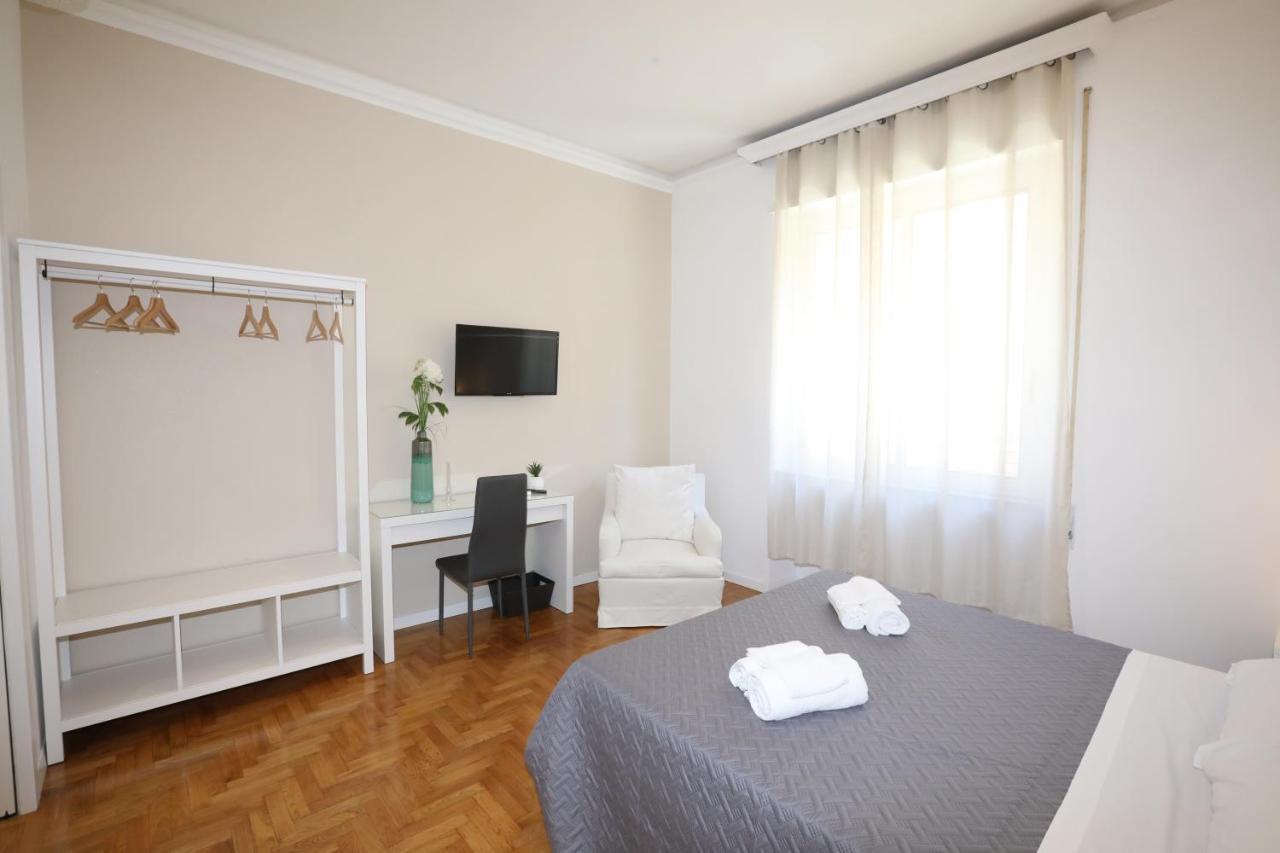 Unique luxury apartment&rooms Rome Extérieur photo